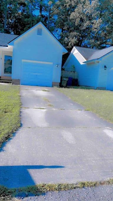 B1 Guest House Hope Mills Esterno foto